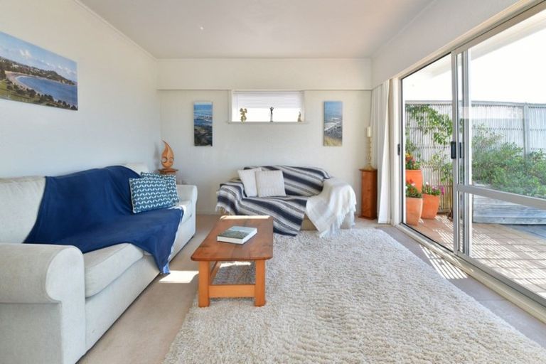 Photo of property in 30 Vipond Road, Stanmore Bay, Whangaparaoa, 0932