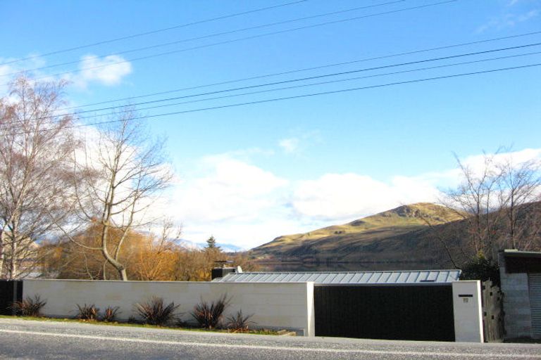 Photo of property in 73 Arrowtown-lake Hayes Road, Lake Hayes, Queenstown, 9371