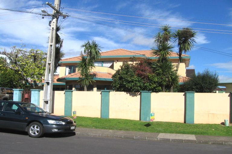 Photo of property in 1 Richard Avenue, Bucklands Beach, Auckland, 2014