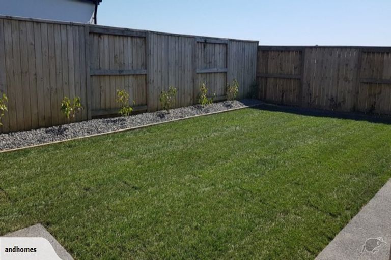 Photo of property in 9 Hanlow Place, Pyes Pa, Tauranga, 3112