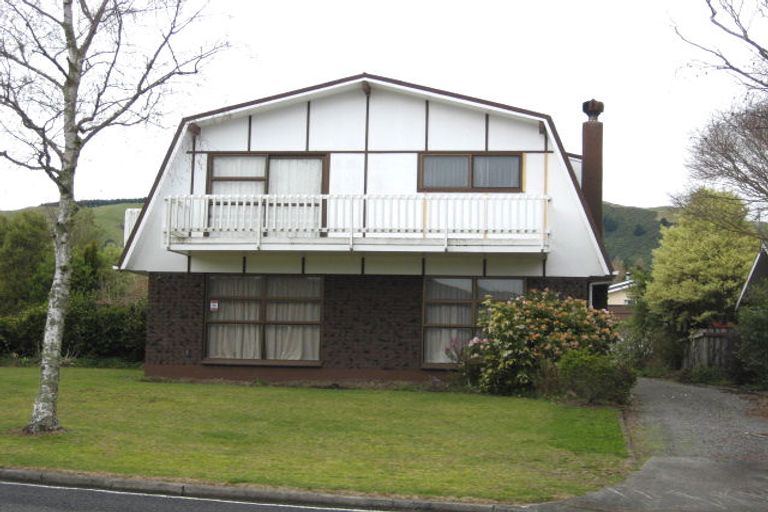 Photo of property in 89 Marina Terrace, Kinloch, Taupo, 3377