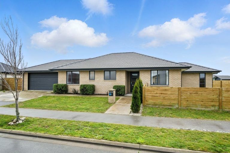 Photo of property in 2 Bethany Road, Rolleston, 7614