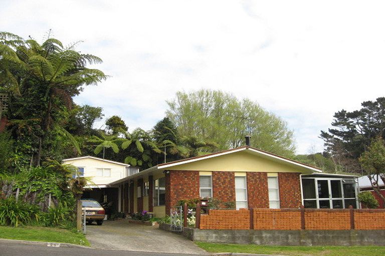 Photo of property in 21 Shaldon Crescent, Blagdon, New Plymouth, 4310