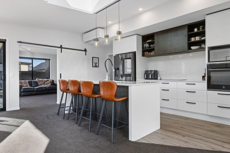 Photo of property in 1 Fraer Street, Cromwell, 9310