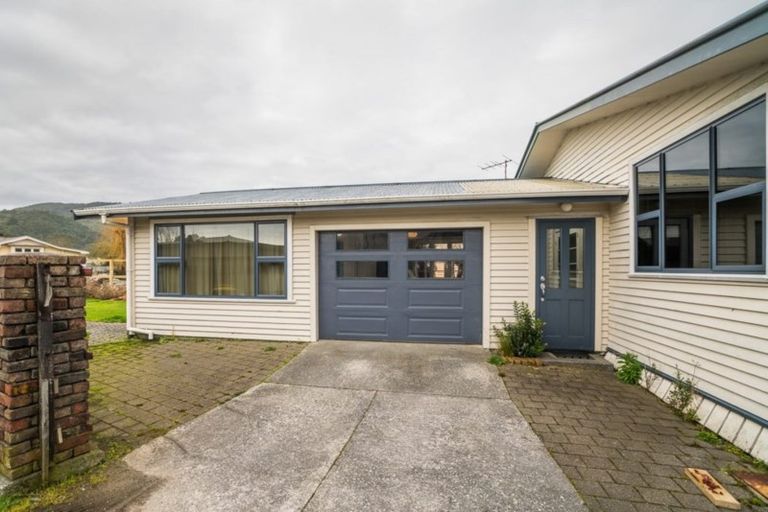 Photo of property in 53 Marsden Road, Greymouth, 7805