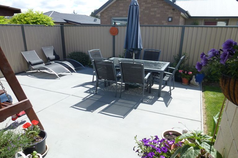 Photo of property in 8 Quail Close, Alexandra, 9320