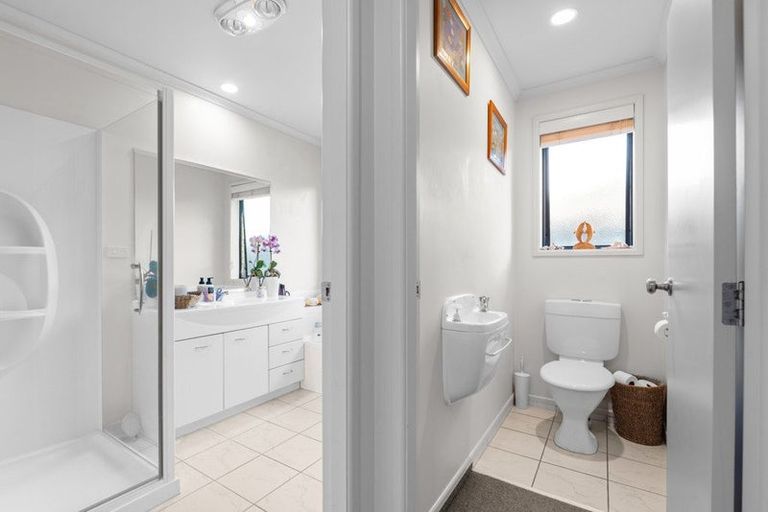 Photo of property in 12 Atlantic Close, Papamoa Beach, Papamoa, 3118