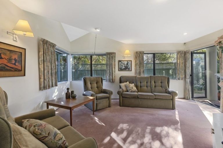 Photo of property in 1/139 Knights Road, Hutt Central, Lower Hutt, 5010