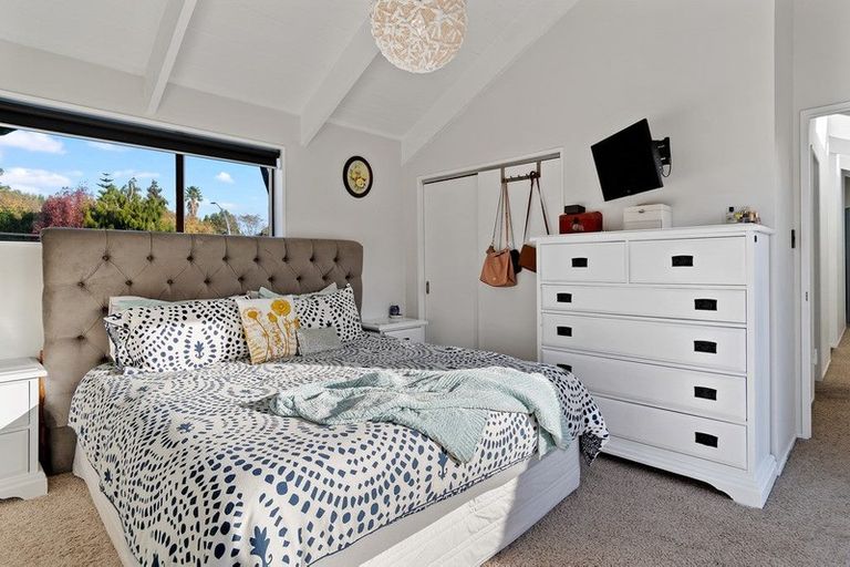 Photo of property in 8 Awanui Place, Welcome Bay, Tauranga, 3112