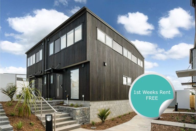 Photo of property in 22 Whanui Place, Mangere Bridge, Auckland, 2022