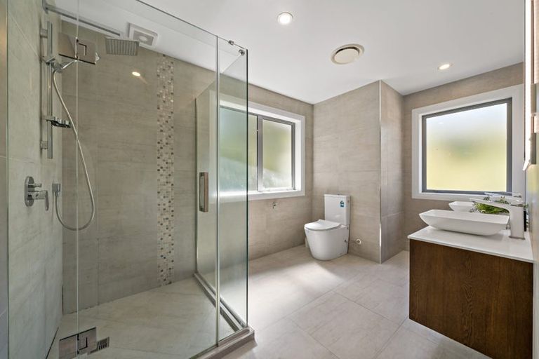 Photo of property in 293b Titirangi Road, Titirangi, Auckland, 0604