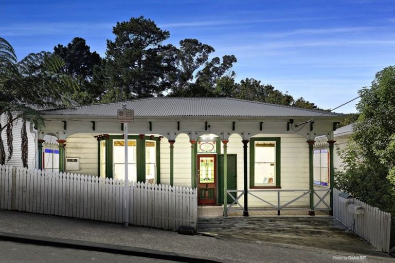 Photo of property in 28 Devon Street, Aro Valley, Wellington, 6021