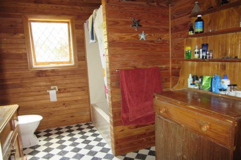 Photo of property in 353 Lud Vly Road, Hira, Nelson, 7071