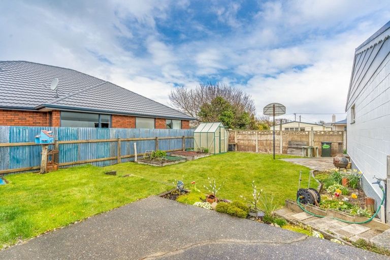 Photo of property in 8 Myers Street, Waikiwi, Invercargill, 9810