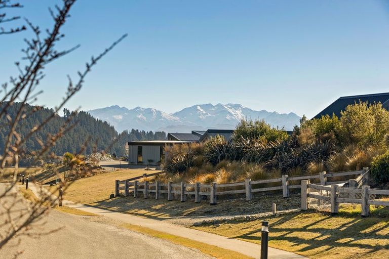 Photo of property in 13 Jackson Rise, Luggate, Wanaka, 9383