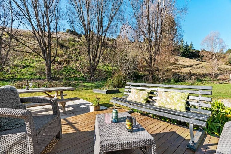 Photo of property in 33a Totara View Road, Wakefield, 7095
