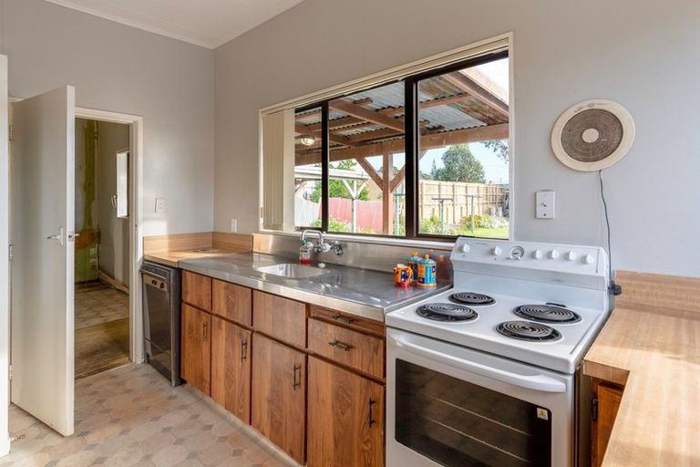 Photo of property in 15 Tasman Road, Otaki Beach, Otaki, 5512