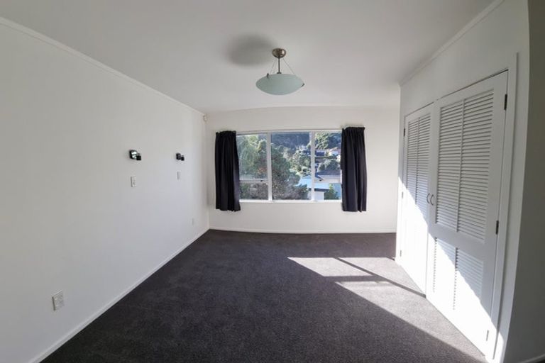 Photo of property in 8 Govind Grove, Ngaio, Wellington, 6035
