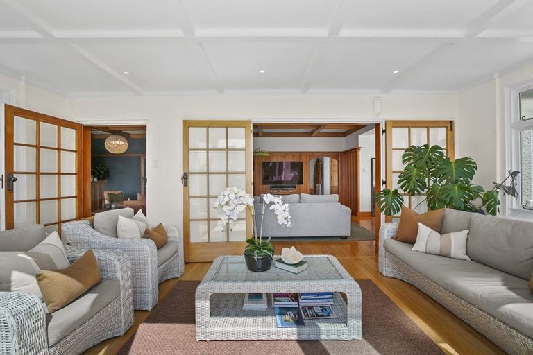 Photo of property in 14 Glen Almond Street, New Plymouth, 4310