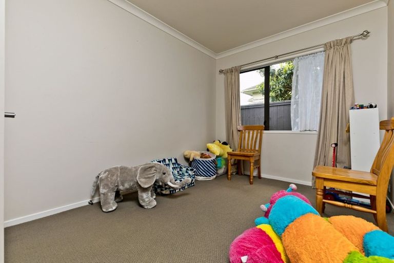 Photo of property in 1a James Laurie Street, Henderson, Auckland, 0612