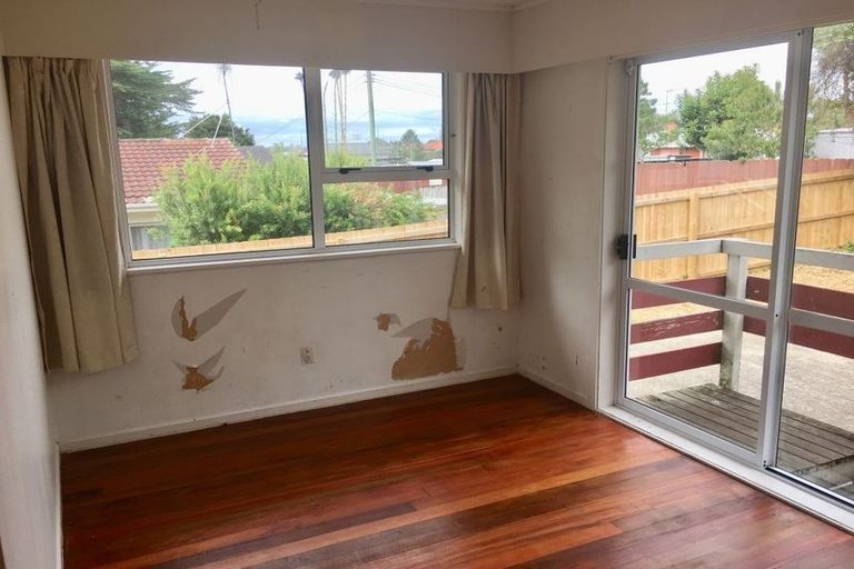 Photo of property in 47 Christmas Road, Manurewa, Auckland, 2102