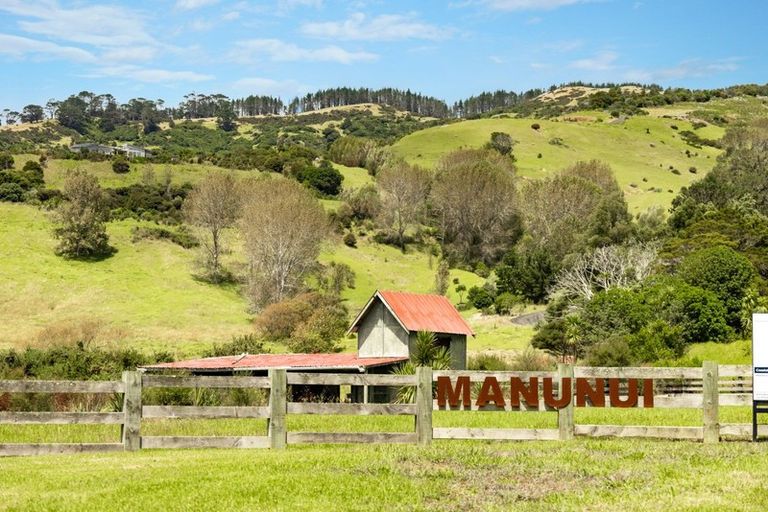 Photo of property in 126 Manunui Road, Pakiri, Wellsford, 0972