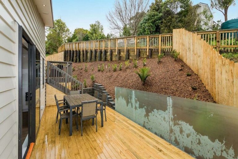Photo of property in 120d Fairview Avenue, Fairview Heights, Auckland, 0632