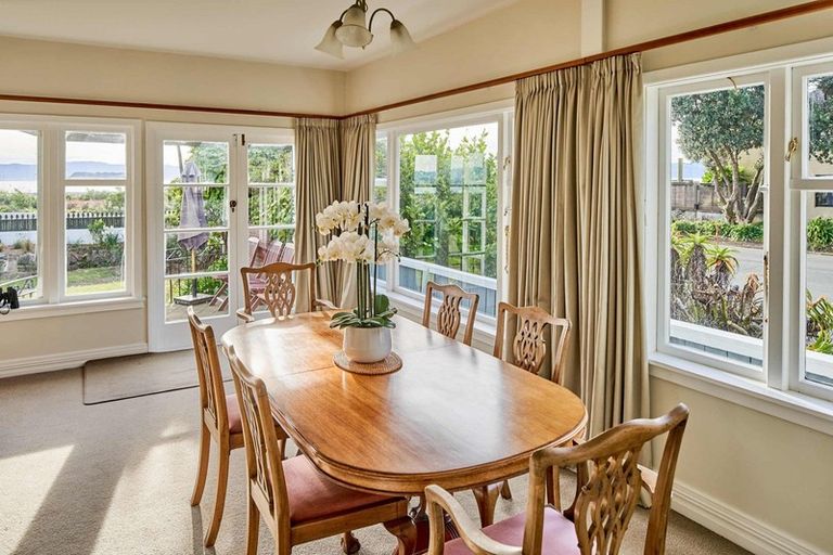 Photo of property in 1 Heketara Street, Eastbourne, Lower Hutt, 5013