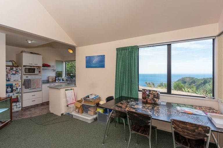 Photo of property in 2b Paratu Way, Strathmore Park, Wellington, 6022