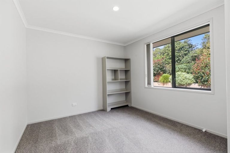 Photo of property in 30 Seabreeze Place, Papamoa Beach, Papamoa, 3118