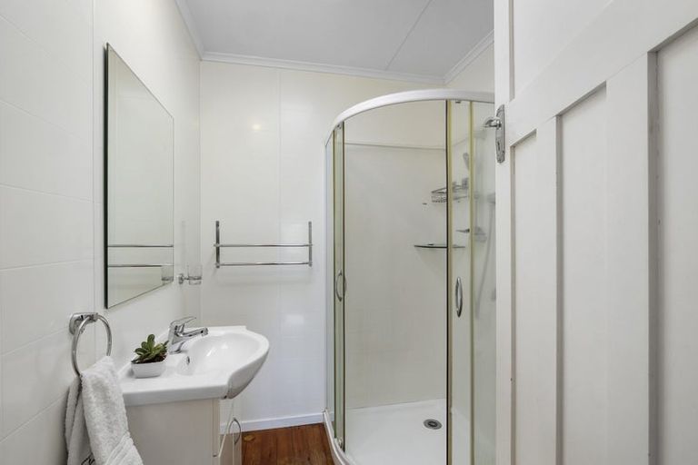 Photo of property in 11 French Street, Moturoa, New Plymouth, 4310