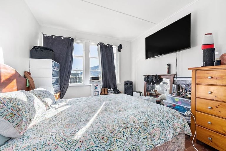 Photo of property in 109 Waddington Drive, Naenae, Lower Hutt, 5011