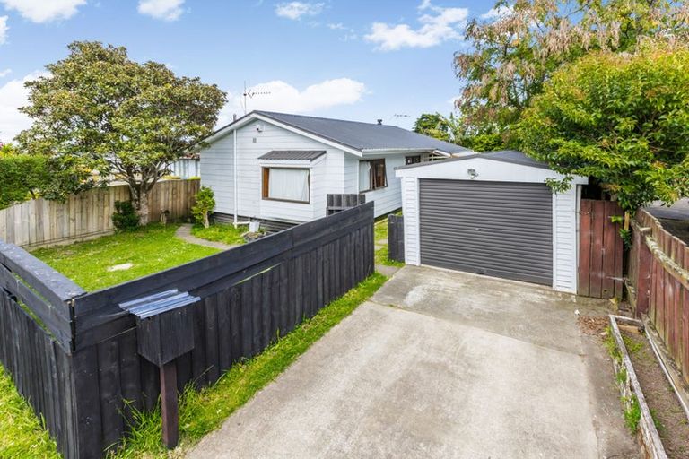 Photo of property in 2/41 Alfriston Road, Manurewa East, Auckland, 2102