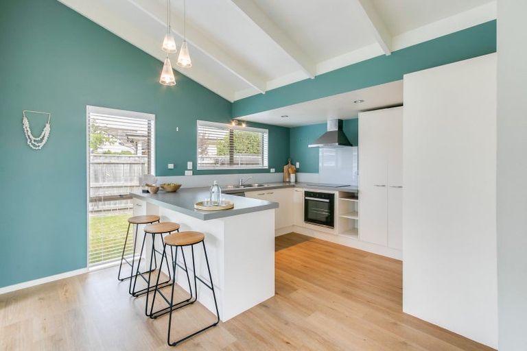 Photo of property in 25 Avenue Road, Greenmeadows, Napier, 4112