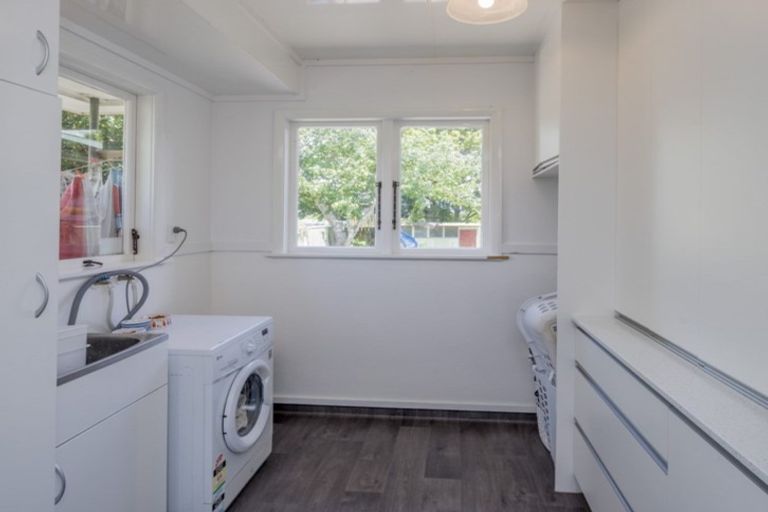 Photo of property in 31 Chester Street, Levin, 5510