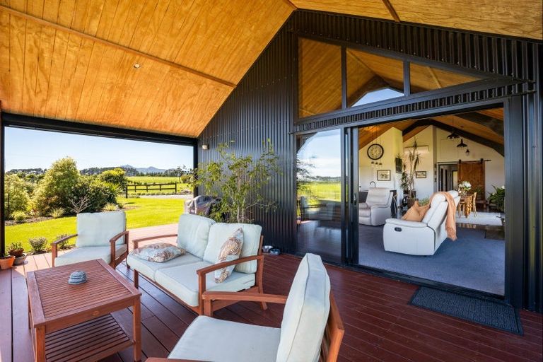 Photo of property in 31 Kaihihi Road, Okato, New Plymouth, 4381