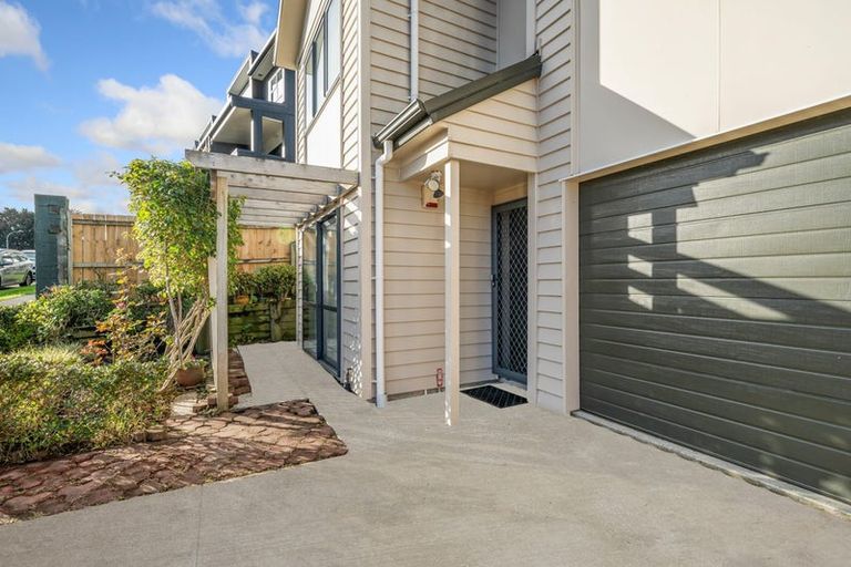 Photo of property in 89 Cambridge Terrace, Papatoetoe, Auckland, 2025