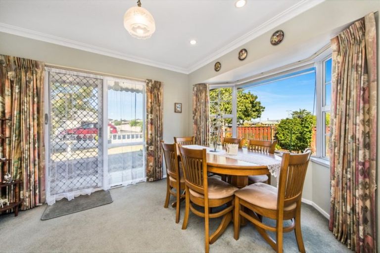 Photo of property in 71 Studholme Street, Morrinsville, 3300