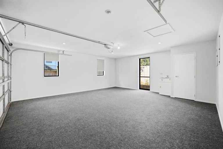 Photo of property in 132a Lynwood Road, New Lynn, Auckland, 0600