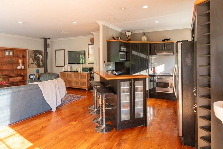 Photo of property in 48 Elizabeth Street, Waikanae, 5036