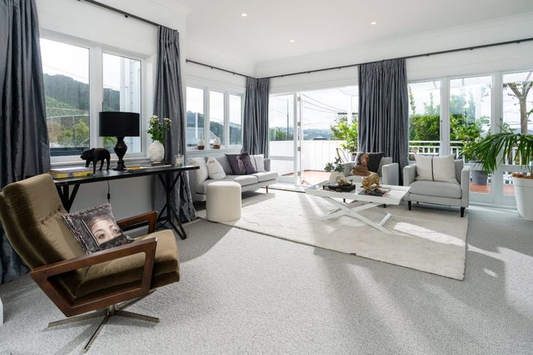 Photo of property in 15 Wesley Road, Kelburn, Wellington, 6012