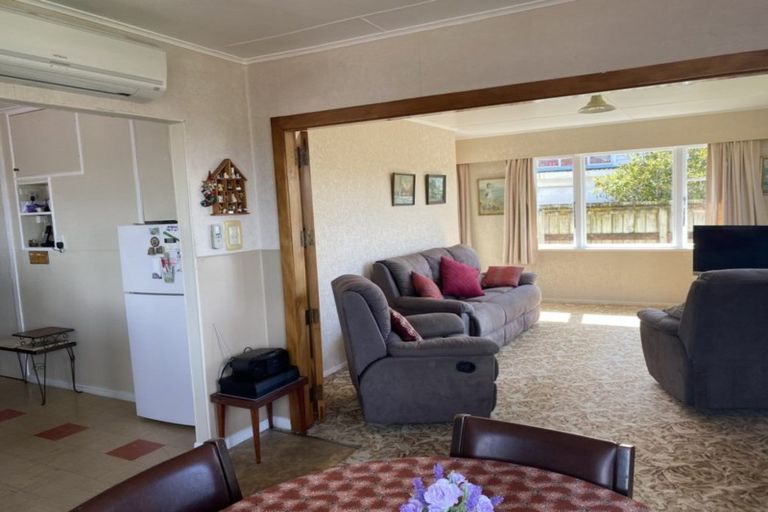 Photo of property in 24 Watene Crescent, Waitara, 4320