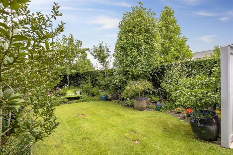 Photo of property in 1 Henley Green, Northwood, Christchurch, 8051