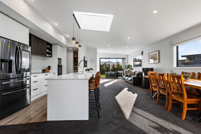 Photo of property in 1 Fraer Street, Cromwell, 9310