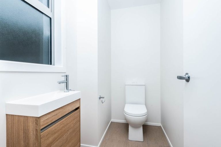 Photo of property in 27c Ranui Terrace, Tawa, Wellington, 5028