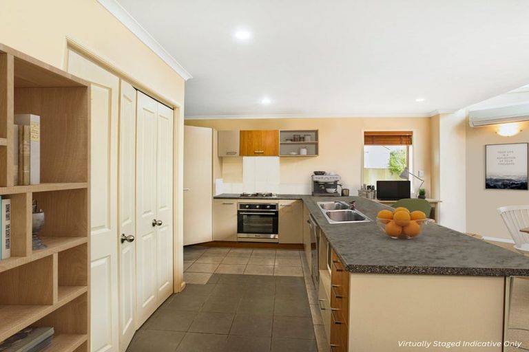 Photo of property in 28 Millennial Way, Orewa, 0931