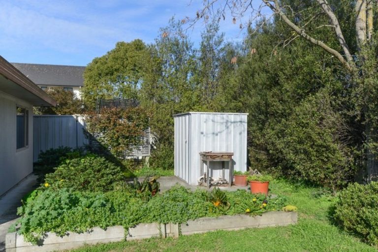 Photo of property in 28 Russell Robertson Drive, Havelock North, 4130