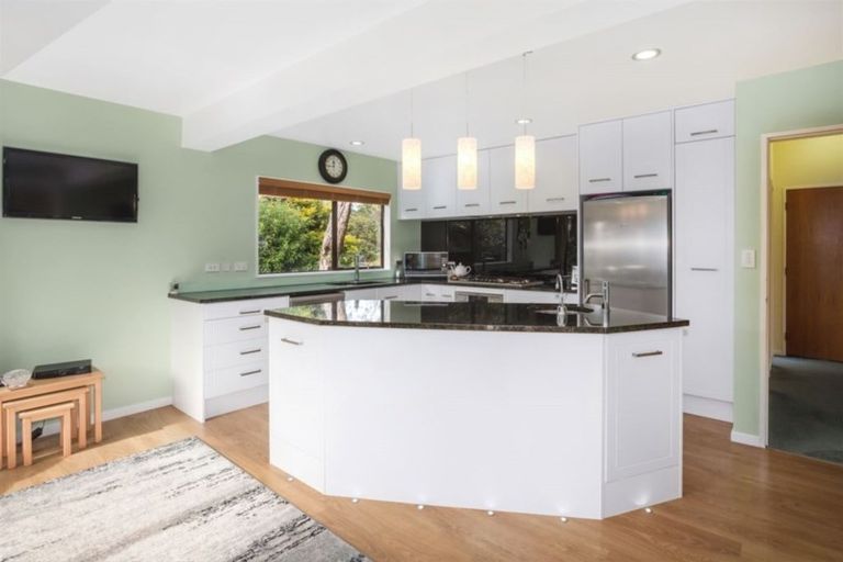 Photo of property in 12 Furneaux Grove, Whitby, Porirua, 5024