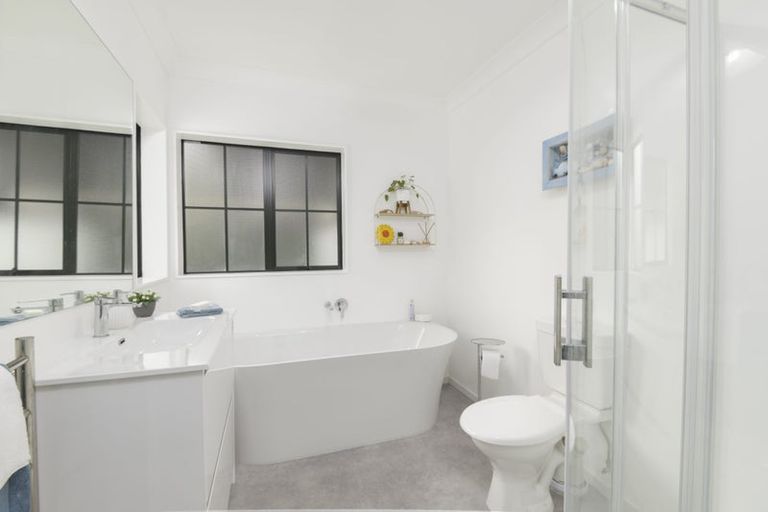 Photo of property in 80 Abilene Crescent, Churton Park, Wellington, 6037