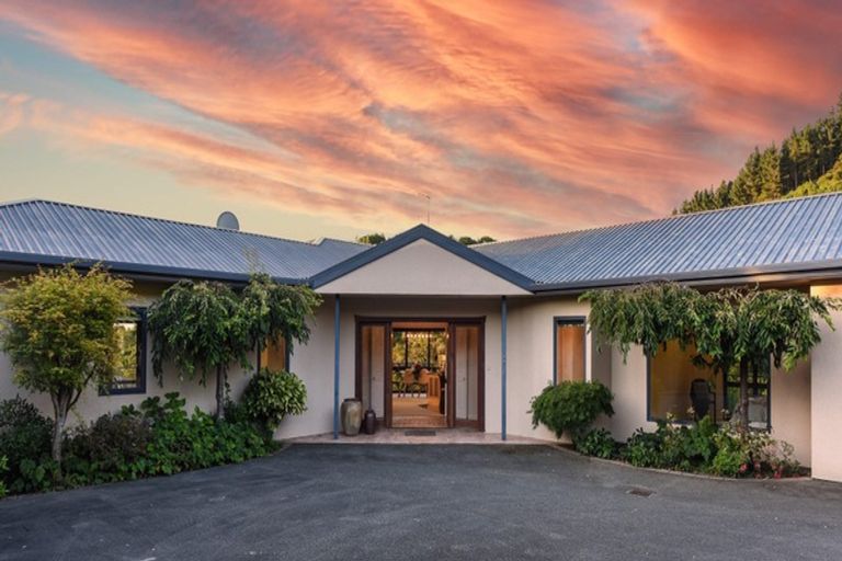 Photo of property in 34 Strathaven Place, Atawhai, Nelson, 7010